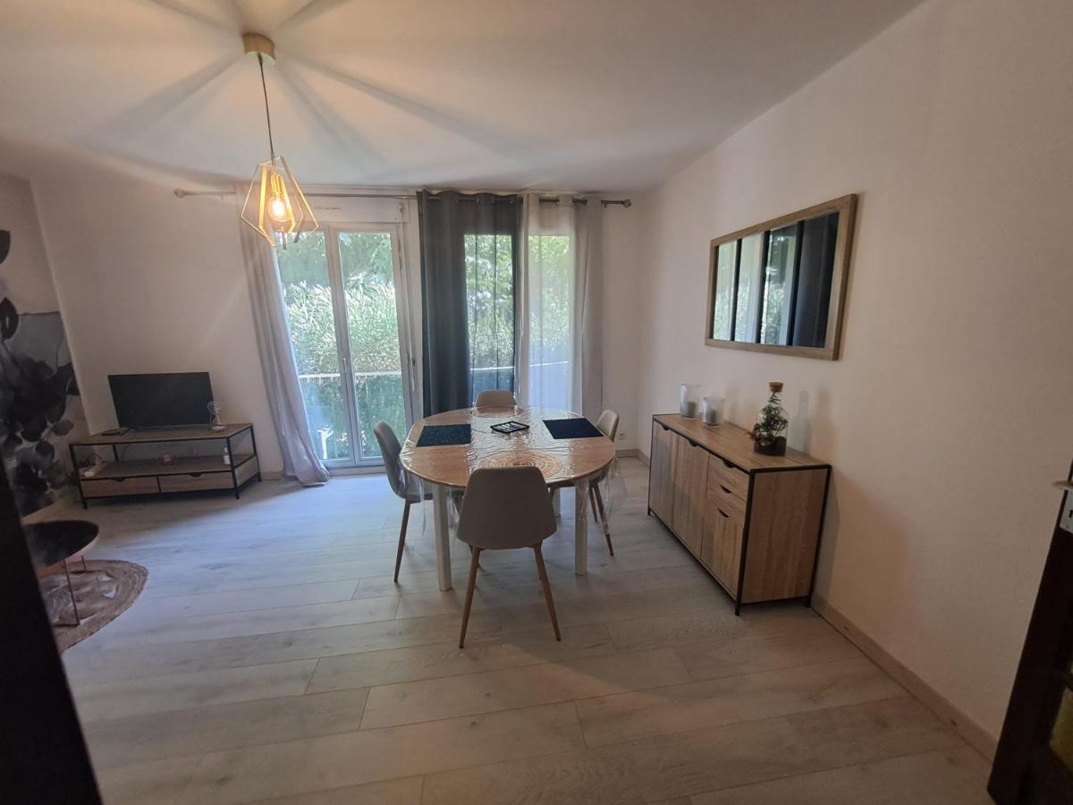 T2 A 2Min Du Centre +Parking Apartment L'Isle-sur-la-Sorgue Ngoại thất bức ảnh