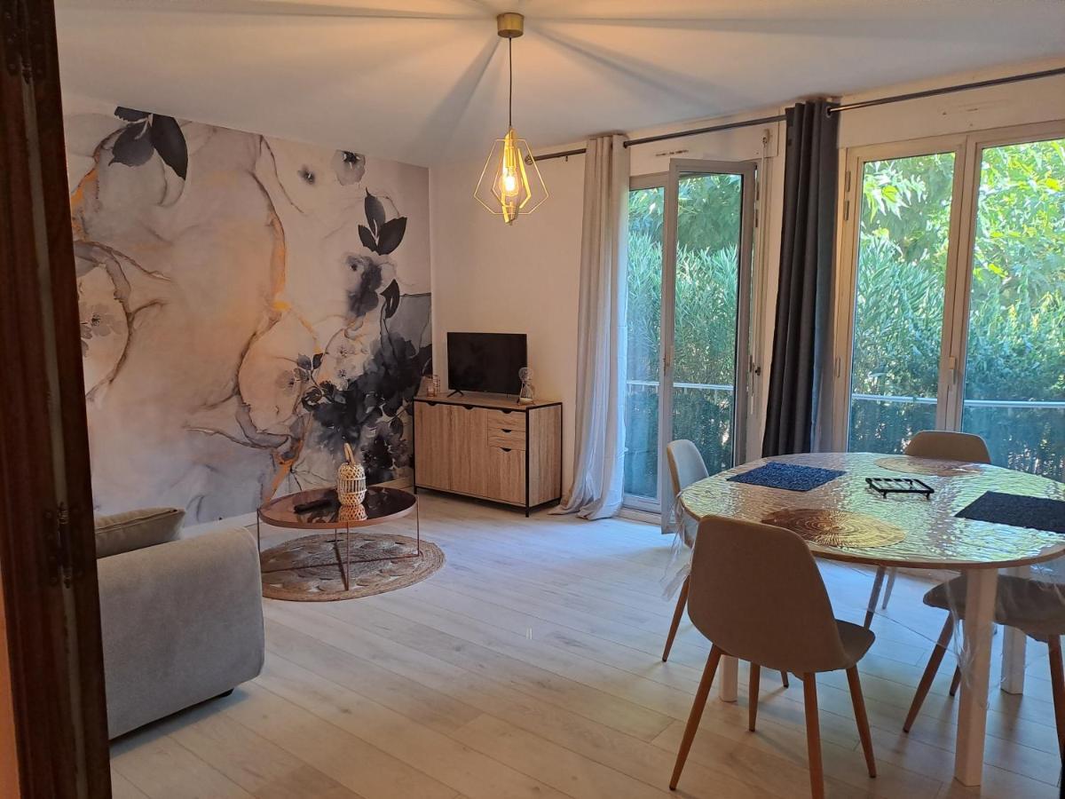 T2 A 2Min Du Centre +Parking Apartment L'Isle-sur-la-Sorgue Ngoại thất bức ảnh