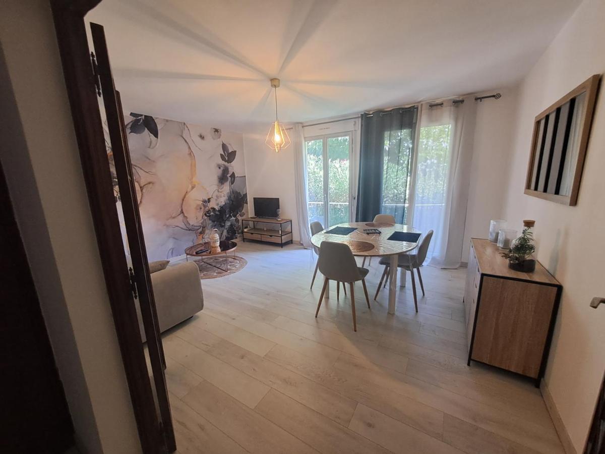 T2 A 2Min Du Centre +Parking Apartment L'Isle-sur-la-Sorgue Ngoại thất bức ảnh